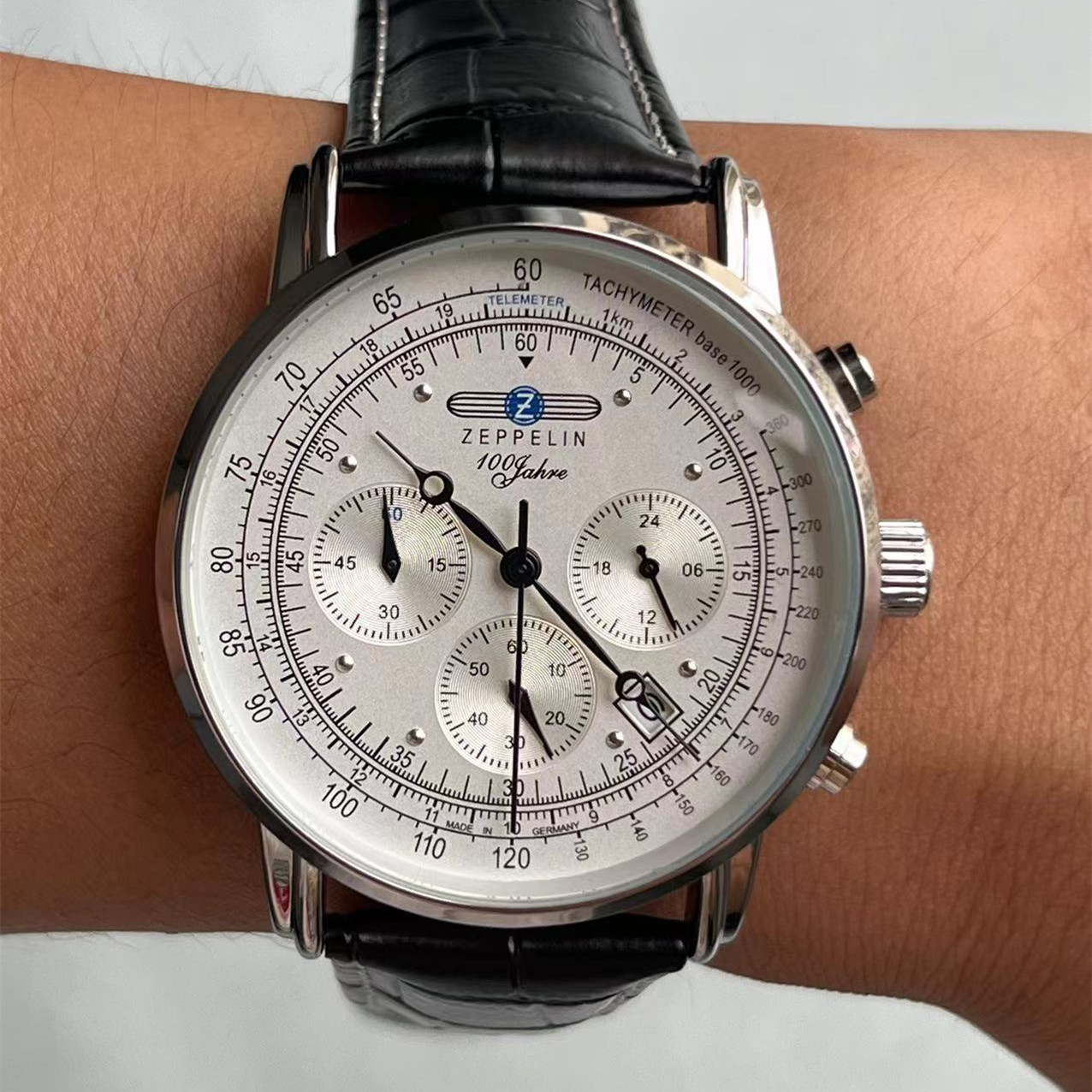 New Zeppelin Series Automatic  - Smartwatch Touch 评论和价格